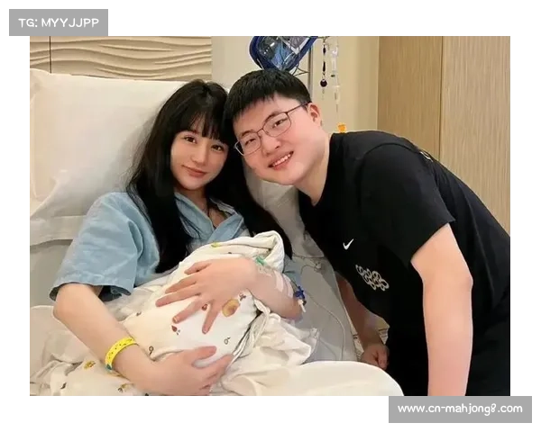 Uzi妻子宣布喜讯！电竞家庭迎来二胎新生命